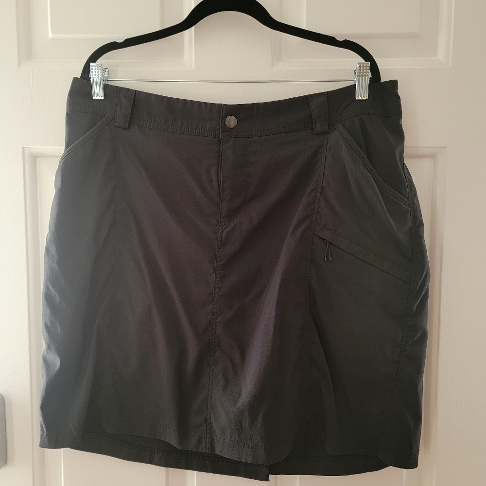 Duluth Dry on the Fly Skort - 18 - Black